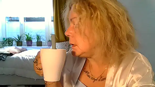 housewife shantie online show from August 7, 2026, 7:03 am
