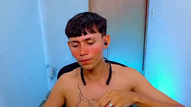 Snapshot of tanjiro_cute chatting on February 24, 2026, 3:40 am tanjiro cute online show from February 24, 2026, 3:40 am