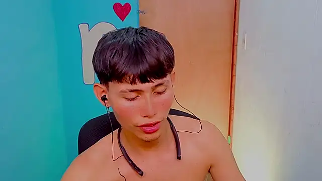 Snapshot of tanjiro_cute chatting on March 2, 2026, 7:15 am tanjiro cute online show from March 2, 2026, 7:15 am