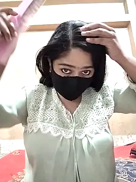 Magical Girl- online show from January 7, 2026, 4:06 am