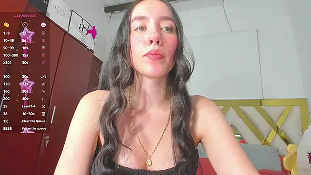 rousee yareldss online show from November 18, 2025, 4:16 am