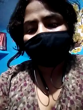 Love-Veronica online show from February 4, 2026, 6:14 pm