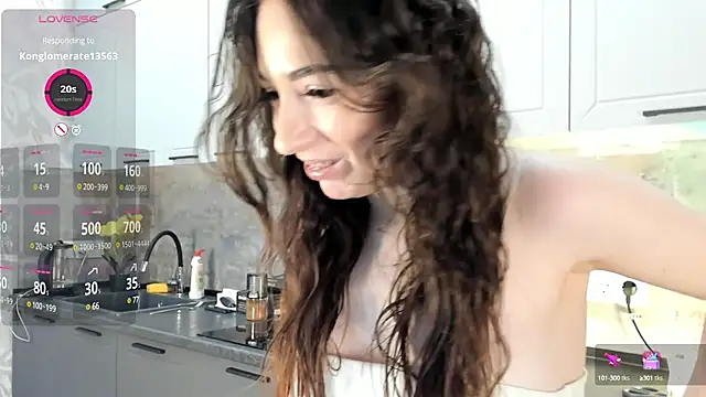 Snapshot of JoanBartram chatting on December 18, 2024, 6:14 pm JoanBartram online show from December 18, 2024, 6:14 pm