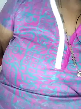Snapshot of Sexy_Radhikaa chatting on February 3, 2026, 10:42 am Sexy Radhikaa online show from February 3, 2026, 10:42 am