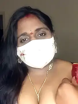 Snapshot of Sexy_Radhikaa chatting on February 7, 2025, 3:19 pm Sexy Radhikaa online show from February 7, 2025, 3:19 pm