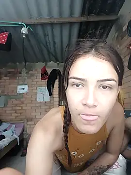 laura arias018 online show from February 28, 2026, 12:49 pm