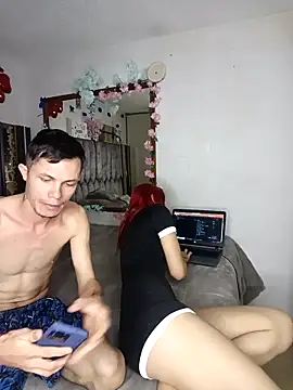 laura arias018 online show from November 22, 2025, 12:10 am