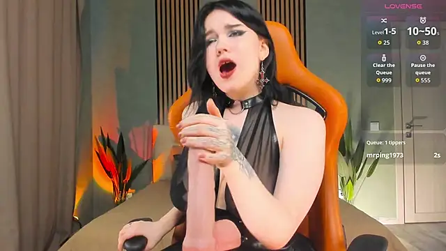 MeganFoxy11 online show from October 31, 2025, 10:12 am