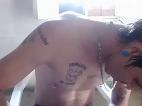 Snapshot of tayler_punk_noise chatting on January 4, 2025, 5:47 pm tayler punk noise online show from January 4, 2025, 5:47 pm