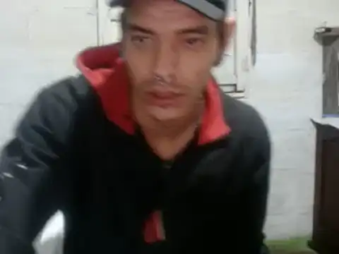 Snapshot of tayler_punk_noise chatting on January 2, 2025, 12:23 am tayler punk noise online show from January 2, 2025, 12:23 am