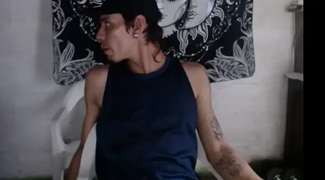 Snapshot of tayler_punk_noise chatting on December 23, 2024, 10:12 pm tayler punk noise online show from December 23, 2024, 10:12 pm