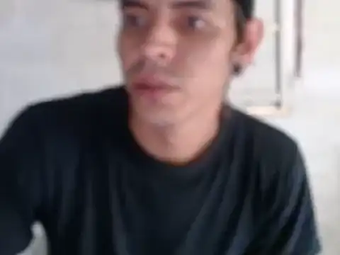 Snapshot of tayler_punk_noise chatting on December 30, 2024, 8:15 pm tayler punk noise online show from December 30, 2024, 8:15 pm