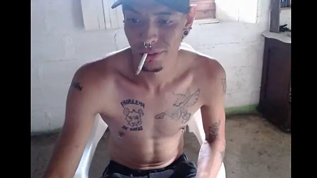 Snapshot of tayler_punk_noise chatting on January 31, 2025, 9:26 pm tayler punk noise online show from January 31, 2025, 9:26 pm