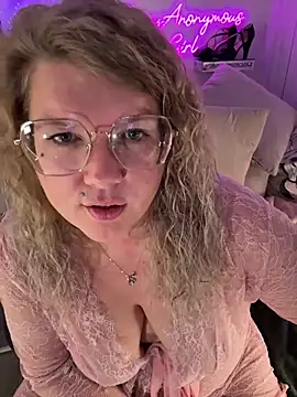 Snapshot of CurvyAnonymousGirl89 chatting on February 13, 2026, 8:20 pm CurvyAnonymousGirl89 online show from February 13, 2026, 8:20 pm