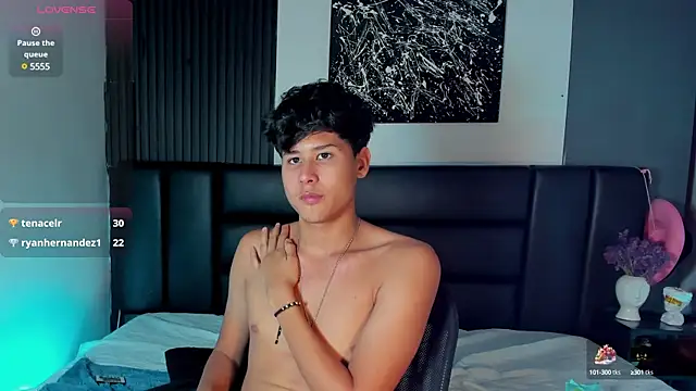 RaidenBoy1 online show from January 24, 2025, 1:56 am