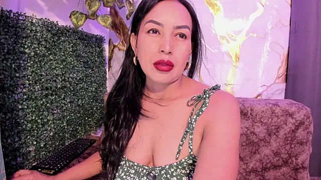 MeleekXXX  online show from July 27, 2026, 8:27 pm