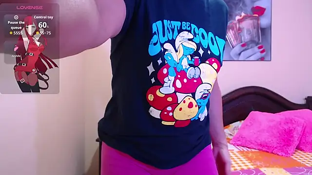 sara florez1 online show from September 28, 2025, 11:39 am