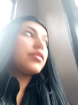 Naomy veracruz  online show from October 23, 2025, 12:15 pm