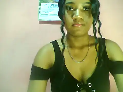 Fariana01 online show from January 4, 2025, 8:05 pm