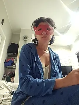 Vagabondainnamorata online show from October 28, 2025, 4:24 am