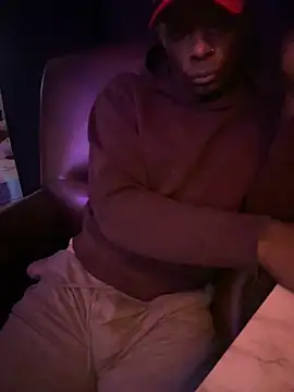 Snapshot of Bignc chatting on November 11, 2025, 5:30 pm Bignc online show from November 11, 2025, 5:30 pm