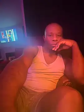 Snapshot of Bignc chatting on November 16, 2025, 10:35 pm Bignc online show from November 16, 2025, 10:35 pm