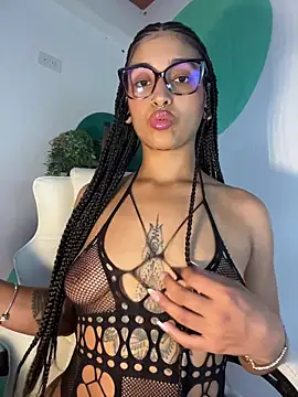 LollaByer online show from March 11, 2026, 9:09 pm