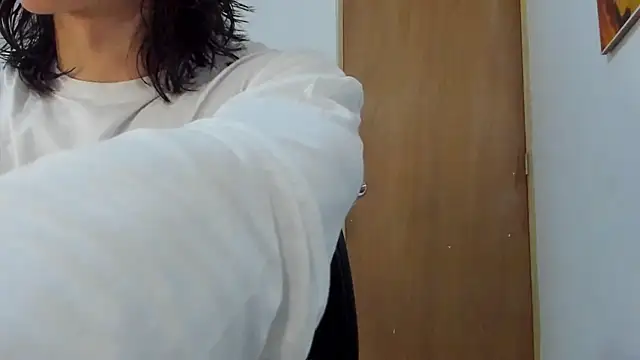AngelBennet  online show from February 9, 2025, 3:11 am