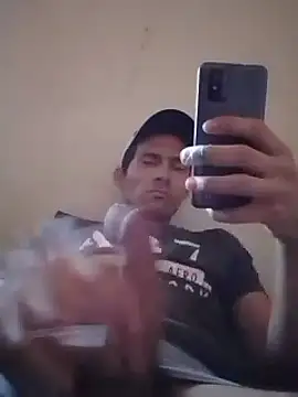 Fer-nand online show from February 8, 2025, 1:44 pm