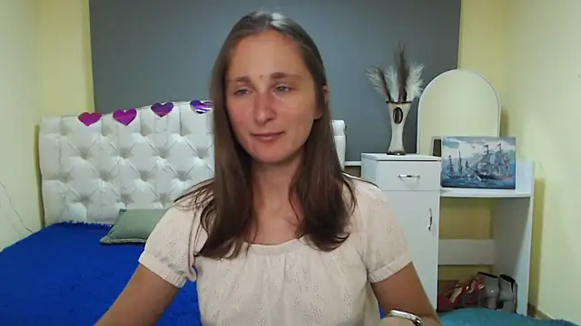 MichelLeee online show from September 22, 2025, 11:16 am