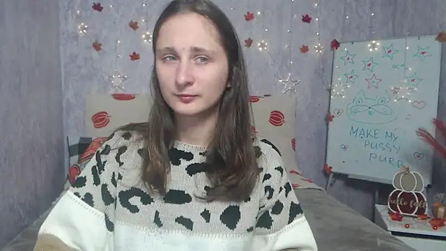 MichelLeee online show from November 12, 2025, 12:09 pm