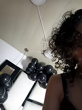 AriannaRussell  online show from March 19, 2026, 1:22 pm