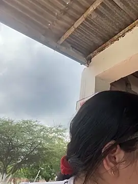 Leyna Kenet online show from April 13, 2026, 7:07 pm