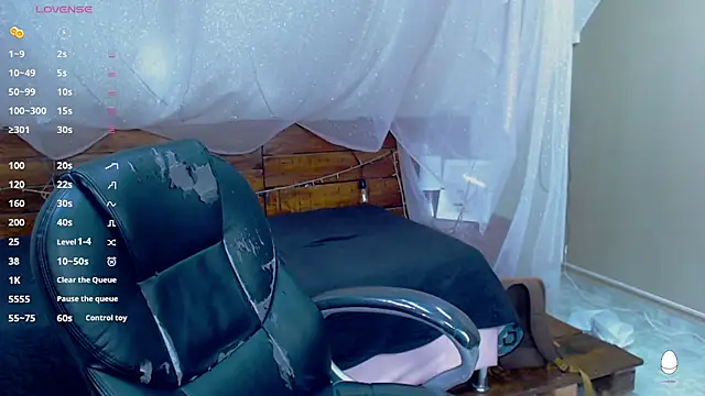 Snapshot of AndrewPherson chatting on March 19, 2025, 12:23 pm AndrewPherson online show from March 19, 2025, 12:23 pm