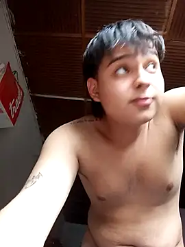 Snapshot of AndrewPherson chatting on March 13, 2025, 9:48 pm AndrewPherson online show from March 13, 2025, 9:48 pm