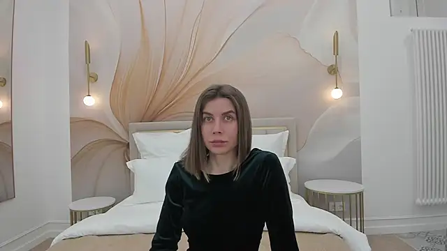 Snapshot of VikkiStorm chatting on January 25, 2025, 3:30 am VikkiStorm online show from January 25, 2025, 3:30 am