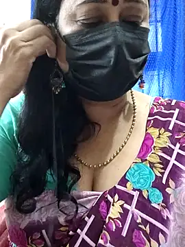 rekha naier online show from November 24, 2025, 5:29 am