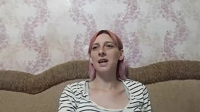 Ketti mom online show from July 8, 2026, 4:18 pm