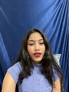 Snapshot of Sugarlips-14 chatting on February 26, 2025, 5:35 am Sugarlips-14 online show from February 26, 2025, 5:35 am