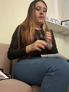 Snapshot of SarahXRusso chatting on December 28, 2024, 10:55 pm SarahXRusso online show from December 28, 2024, 10:55 pm