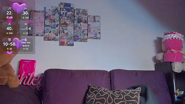 1Ashley  online show from June 25, 2026, 4:10 am