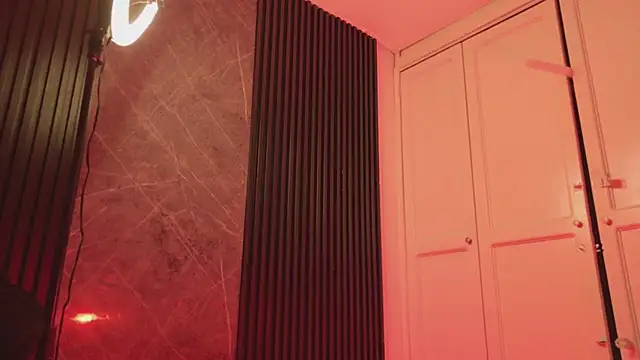 Snapshot of Little_maeve chatting on March 3, 2025, 12:23 am Little maeve online show from March 3, 2025, 12:23 am