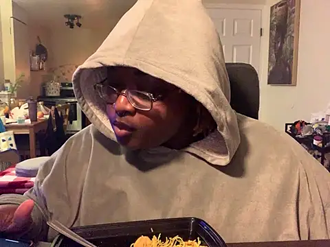 BigKittyRaven online show from December 23, 2024, 10:44 pm