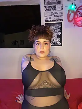 Snapshot of name_less_lulu chatting on February 18, 2026, 11:56 pm name less lulu online show from February 18, 2026, 11:56 pm