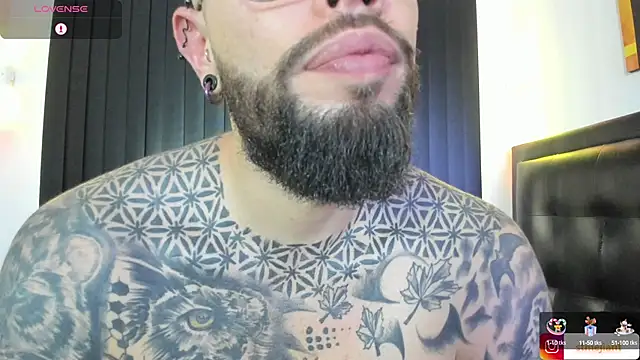 Snapshot of connor_santtos chatting on February 14, 2025, 7:54 pm connor santtos online show from February 14, 2025, 7:54 pm