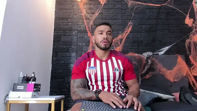 bruno miller  online show from October 24, 2025, 9:47 pm