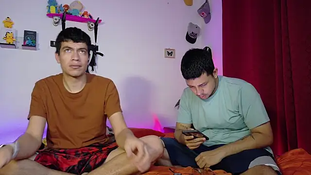 Snapshot of Nymphobuddies chatting on January 16, 2026, 9:52 pm Nymphobuddies online show from January 16, 2026, 9:52 pm