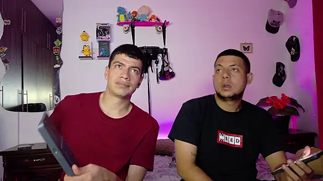 Snapshot of Nymphobuddies chatting on February 19, 2026, 11:56 pm Nymphobuddies online show from February 19, 2026, 11:56 pm