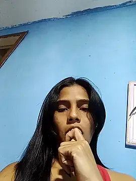 Snapshot of Sharlotte-HOT1 chatting on December 26, 2024, 4:43 am Sharlotte-HOT1 online show from December 26, 2024, 4:43 am