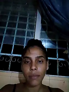 Snapshot of Sharlotte-HOT1 chatting on December 20, 2024, 1:14 am Sharlotte-HOT1 online show from December 20, 2024, 1:14 am